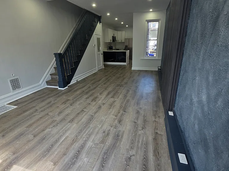 1235 N 10th St — Photo 3