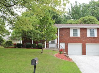1260 Gloucester Dr, Edwardsville, IL 62025