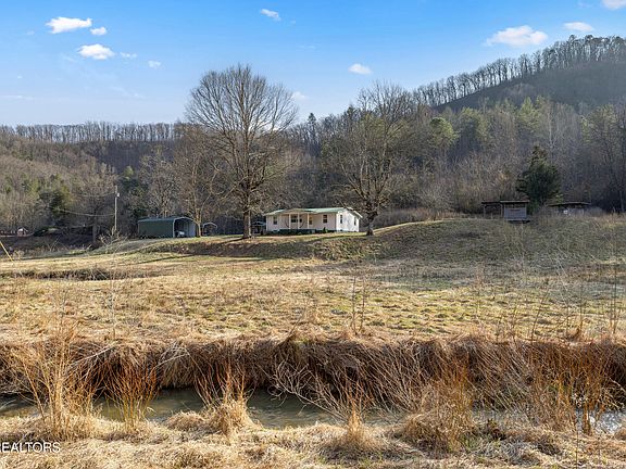 3rd image of 1145 Little Cove Rd