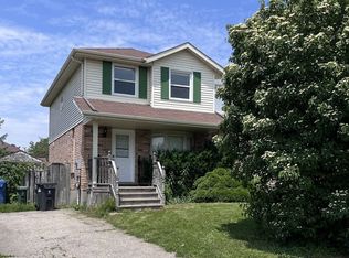 15 Moss Pl, Guelph, ON N1G4V1