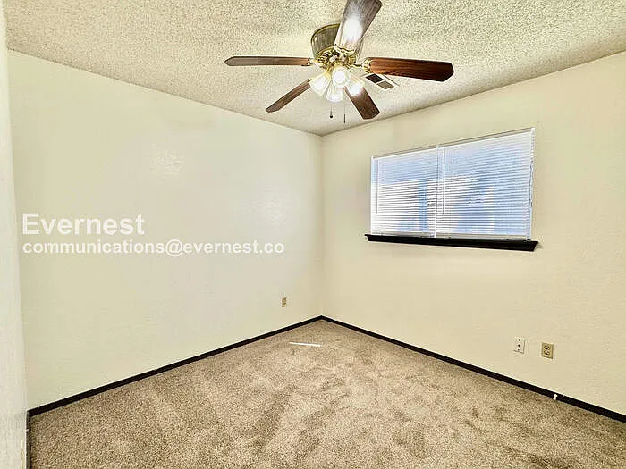 4325 S Ash Ave — Photo 13