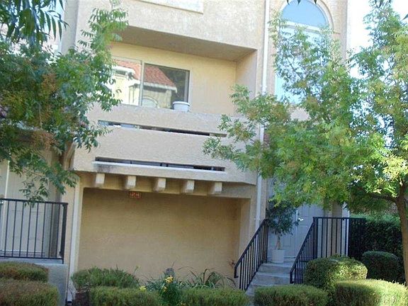 2nd image of 25131 Angelina Ln