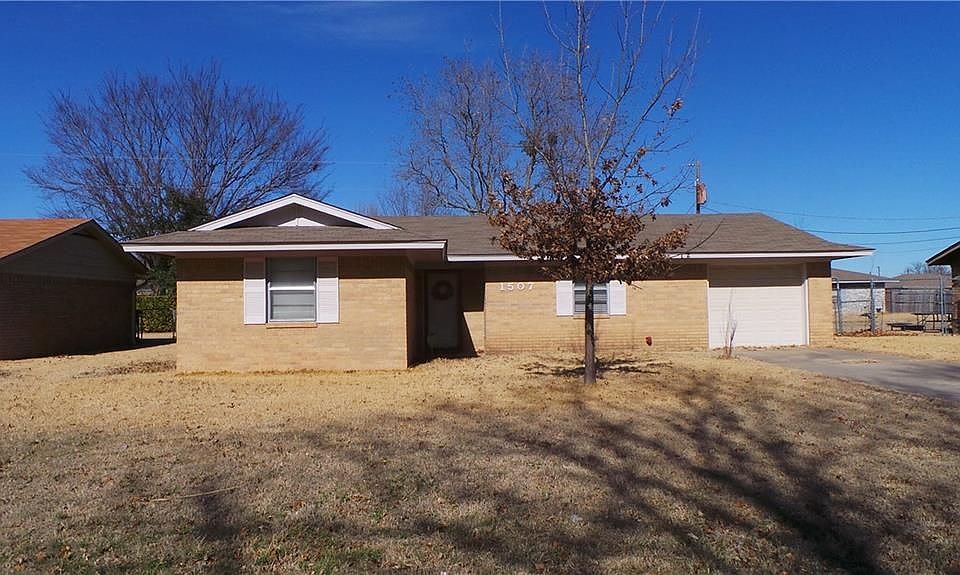 1st image of 1507 Nila Dr