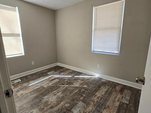 3rd image of 1617 Wilder Pl
