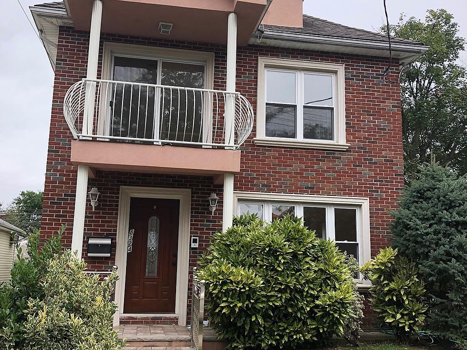1st image of 8324 265th St
