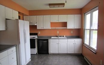 3rd image of 5423 Adderley Ave