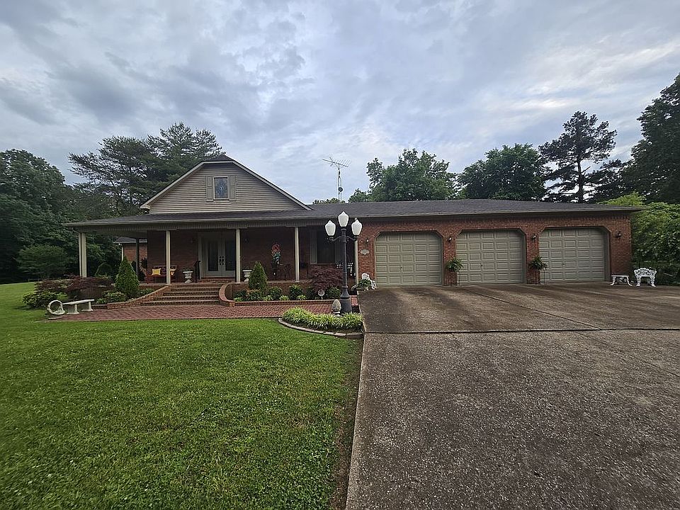 1st image of 133 Willow Ln