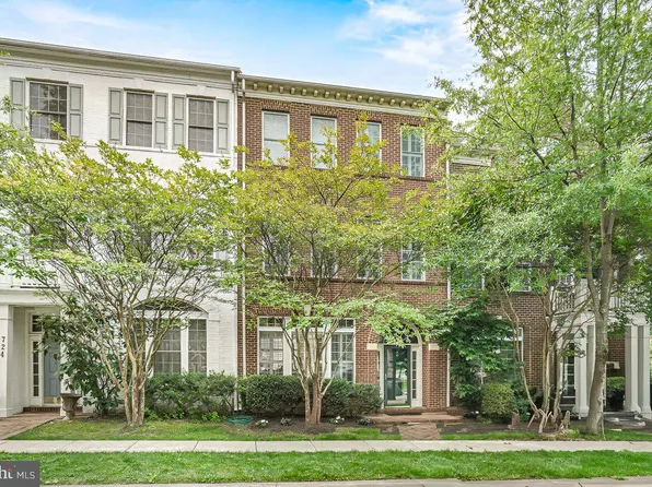 726 Ridgemont Ave, Rockville, MD 20850