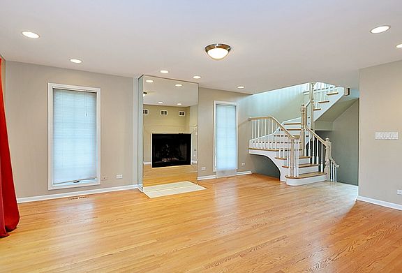 5th image of 3121 Lake Ave