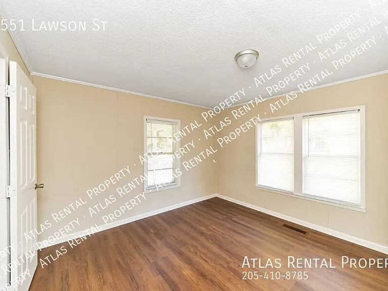 551 Lawson St — Photo 8