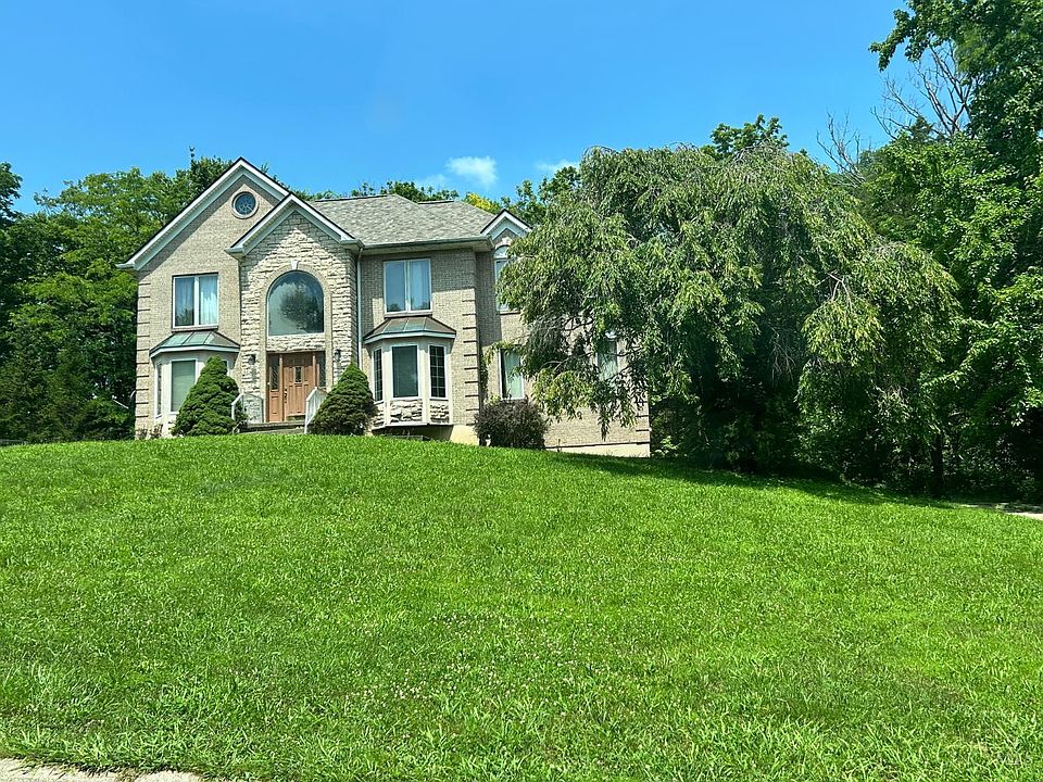 2nd image of 1826 Chapel Woods Dr