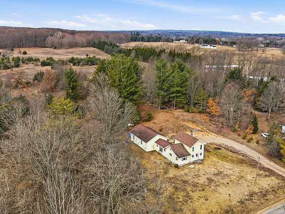 4th image of 18671 230th Ave