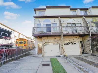 44 Pemberton Ave, Staten Island, NY, 10308