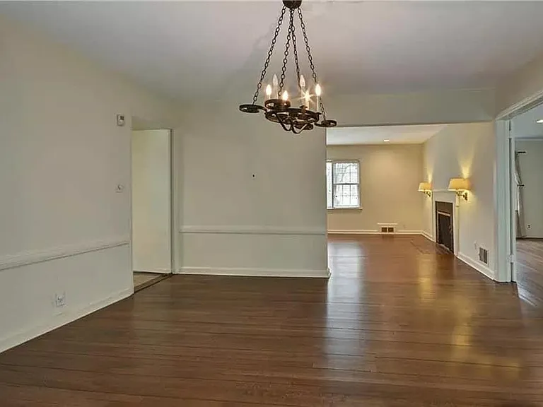 11 Fairway Dr — Photo 6
