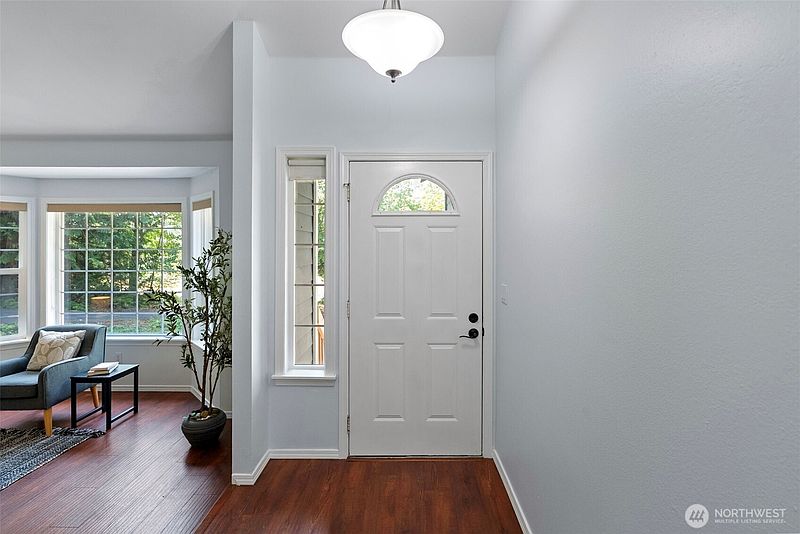 5th image of 12568 Spohn Road NE