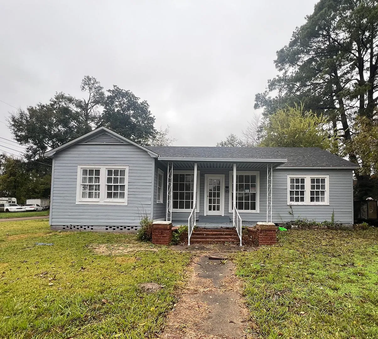 3-bedroom, 1-bath home available in Opelousas — Photo 1