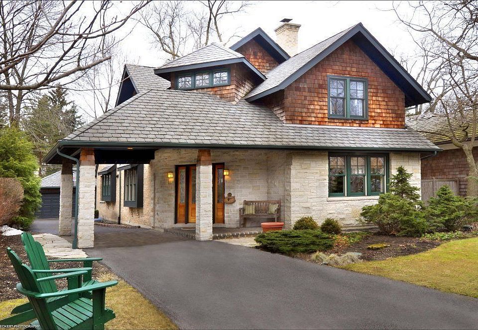 For Sale: 534 East North Avenue, Lake Bluff, IL 60044
