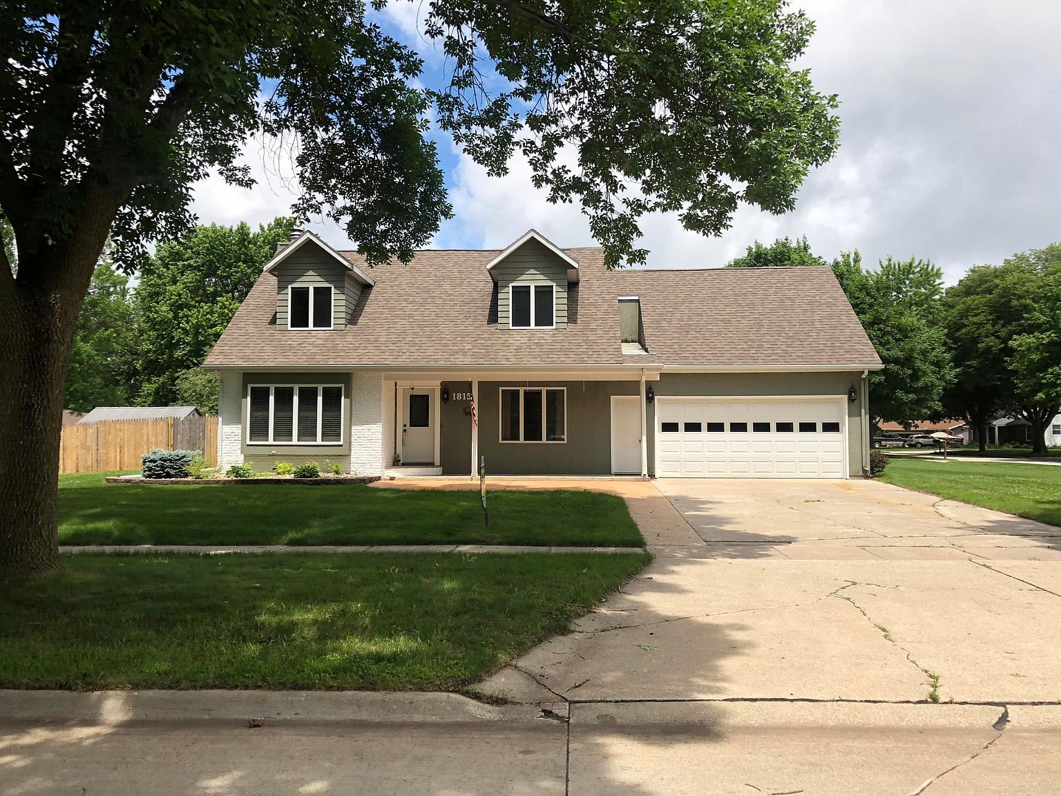 1815 E State St, Algona, IA 50511 Zillow
