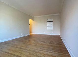 5425-33 W Martin Dr #204, Milwaukee, WI 53208