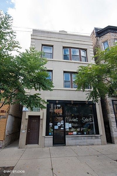 1st image of 912 N Ashland Ave Ste 3c
