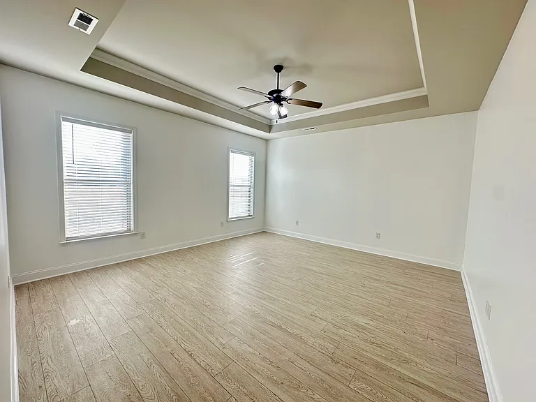 138 Gardencove Cir — Photo 16