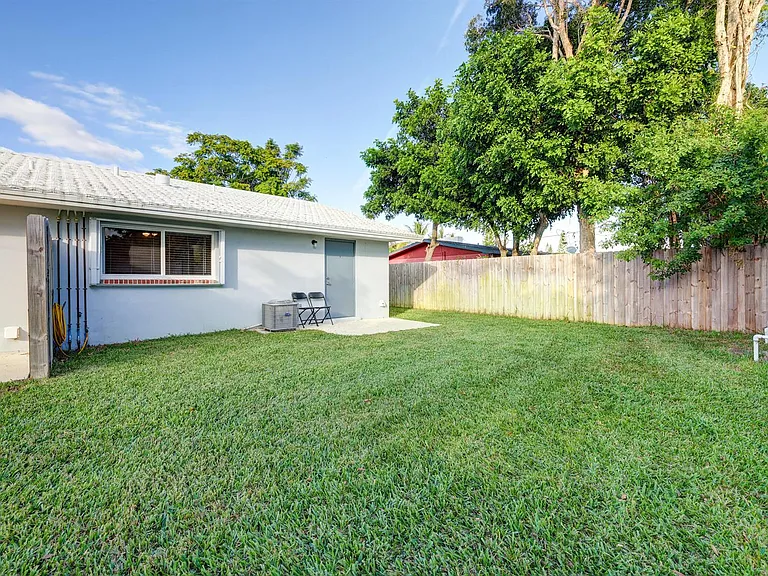 947 Fra Mar Pl — Photo 20