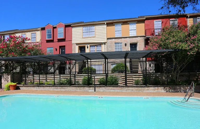 Briarwood Apartments — Photo 7