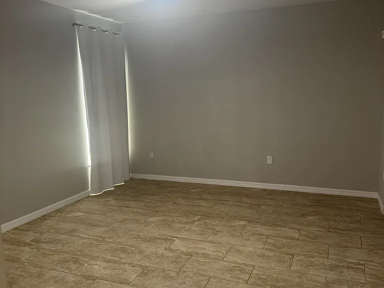 3504 Portview Ct — Photo 7