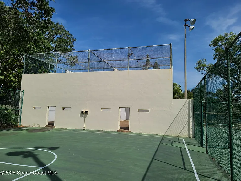 8761 Ilex Ct — Photo 35