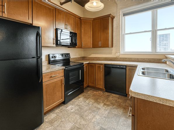 159 W Pearl St APT 303