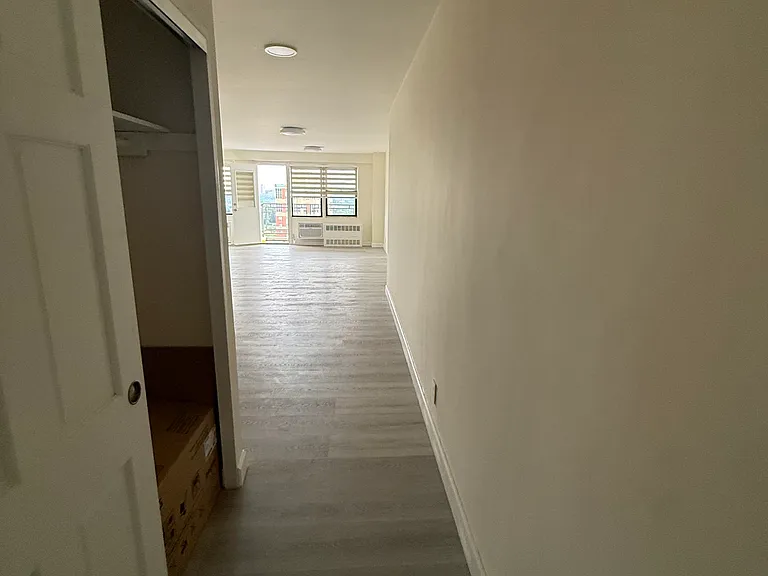14430 Roosevelt Ave #601 — Photo 6