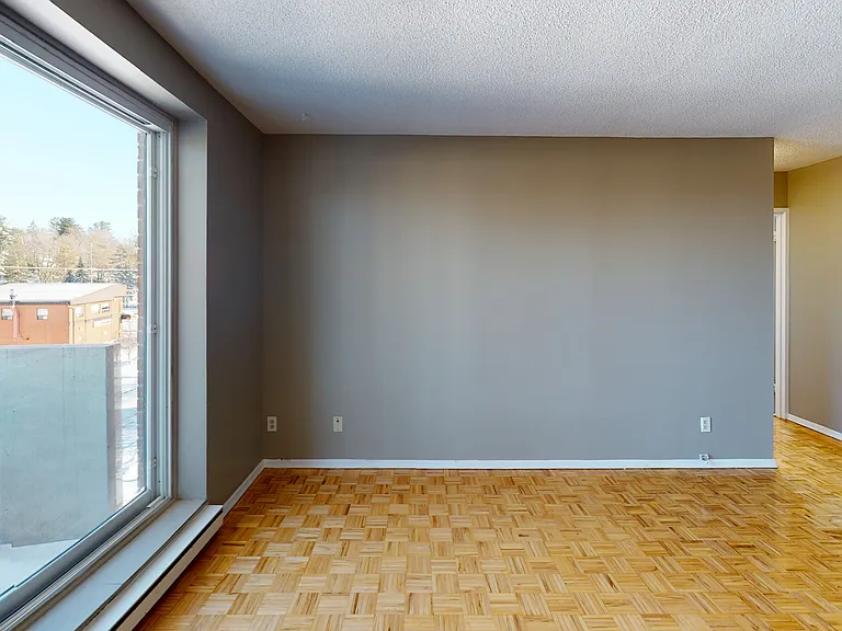1322 McWatters Rd — Photo 45