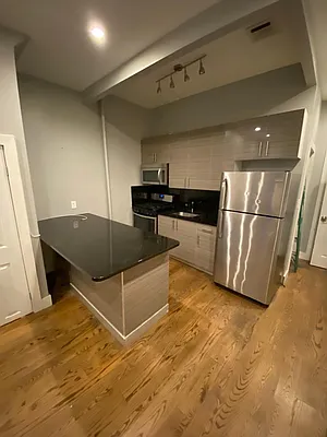 Rented by ERNY LLC | media 8