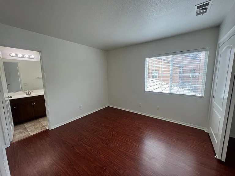 2955 Murcott Way — Photo 14