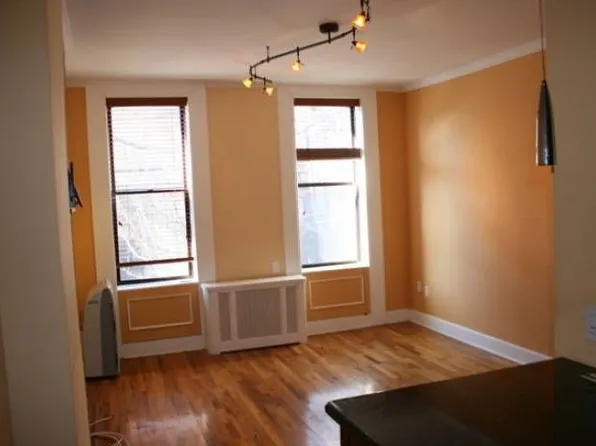 204 Washington St #202, Jersey City, NJ 07302