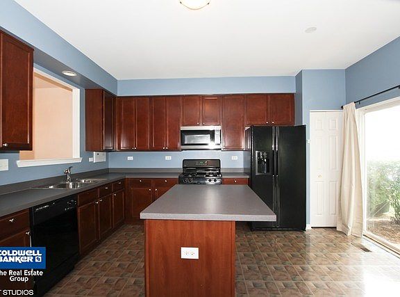 4th image of 2411 Millpond Ct