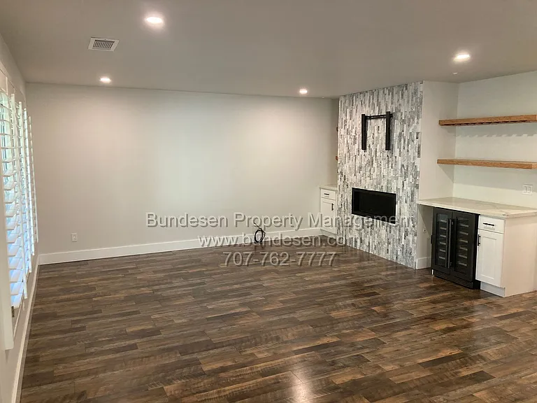 126 Blue Wing Dr #11 — Photo 2