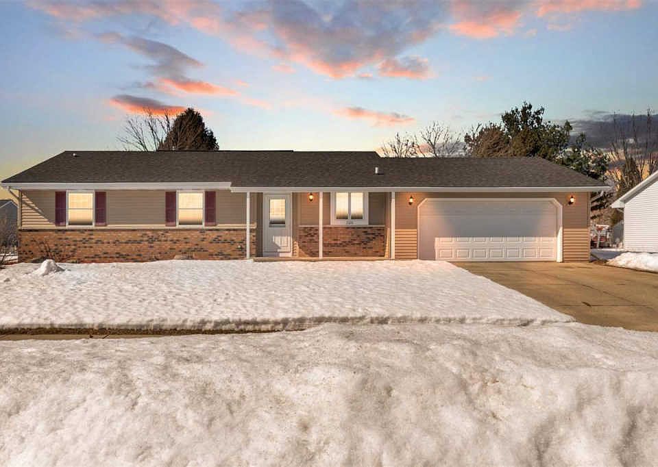 1st image of 3320 Lapidary Ln