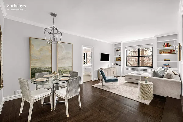 225 East 74th Street #2M
