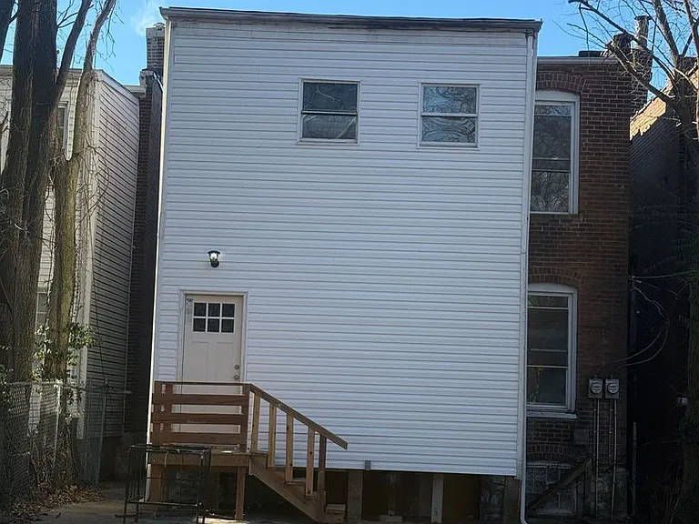 Wells Ave. 5345 — Photo 20