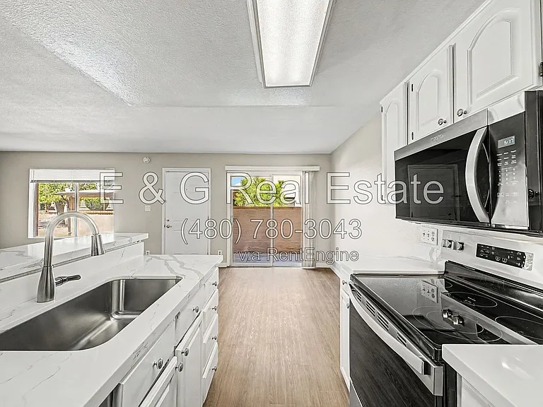 17009 E Calle Del Oro #C — Photo 10