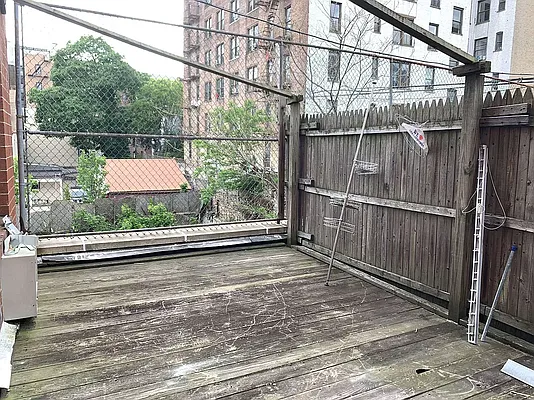 Rented by Bruma Realty LLC | media 5