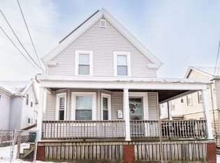 22 Autumn St, Lynn, MA 01902