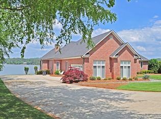 1808 Saint Andrews Way, Phenix City, AL 36867
