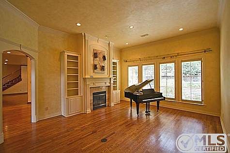 5th image of 5812 Singletree Ct