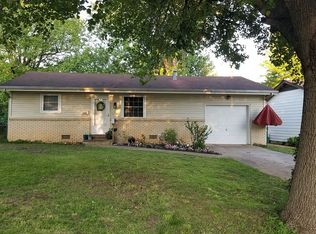 2240 S Delaware Ave, Springfield, MO 65804