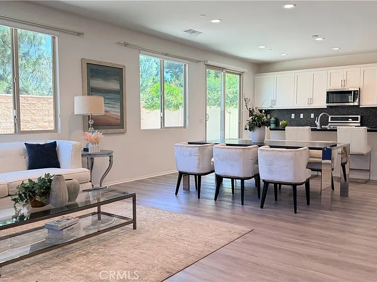 1801 Marquez Way — Photo 15