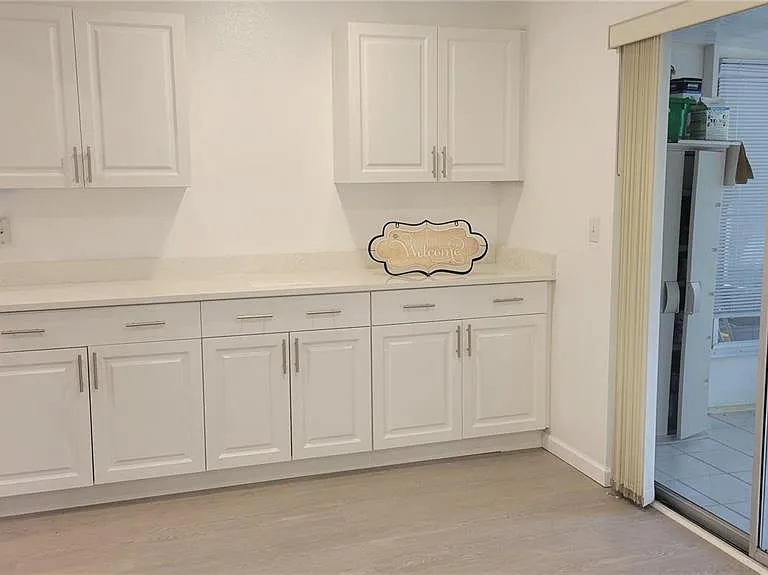 5368 Royal Palm Ave #5368 — Photo 4