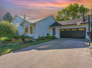 680 Brockton Curv, Eagan, MN 55123