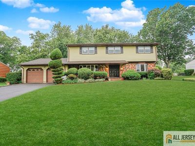 21 Green Hills Rd, East Brunswick, NJ, 08816